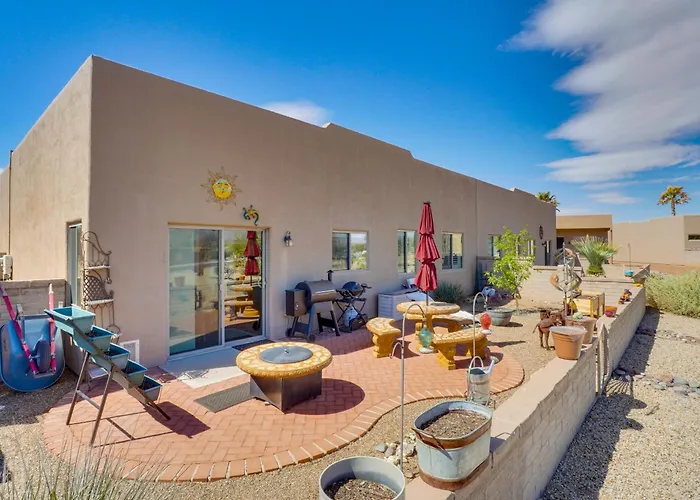 Hot Tub Access & Fire Pit: Valley Getaway! Holiday home *
