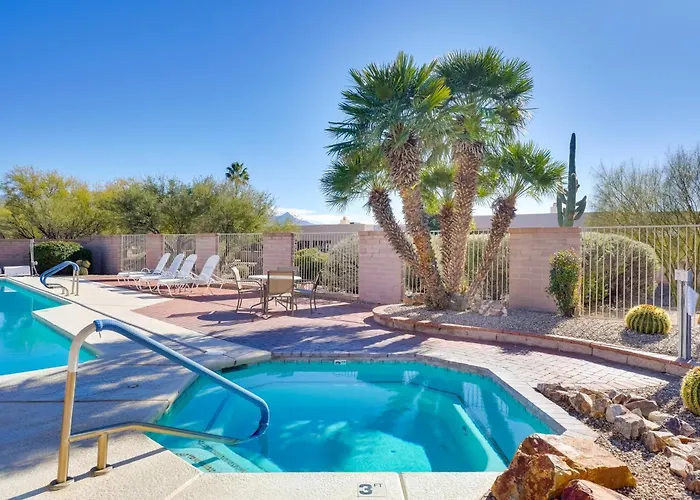 Holiday home Hot Tub Access & Fire Pit: Valley Getaway! Green Valley